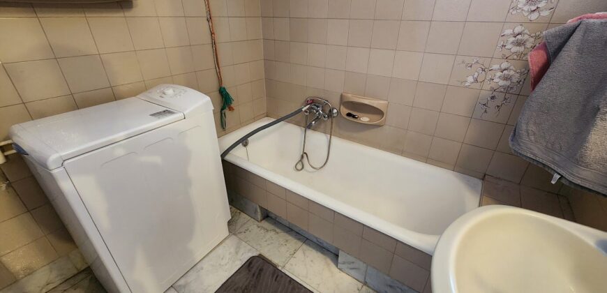 Mókus járta erkély a város szívében! 11. kerület, téglaépítésű emeleti, 71 nm.