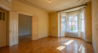 KIVÁLÓ LEHETŐSÉG, FELÚJÍTANDÓ NAGYPOLGÁRI LAKÁS A KÖRÚTHOZ KÖZEL!