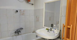 Nagy Fuvaros utcában, a körúttól 8 perc sétára emeleti, csendes lakás!