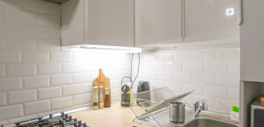 Eladó TELJES KÖRŰEN felújított, erkélyes panel lakás Budapesten a XIII. kerületben, Angyalföldön!