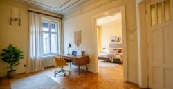 Budapest Visegrádi utcában eladó egy 105 nm nagyságú felújítandó nagypolgári lakás, liftes társas házban.