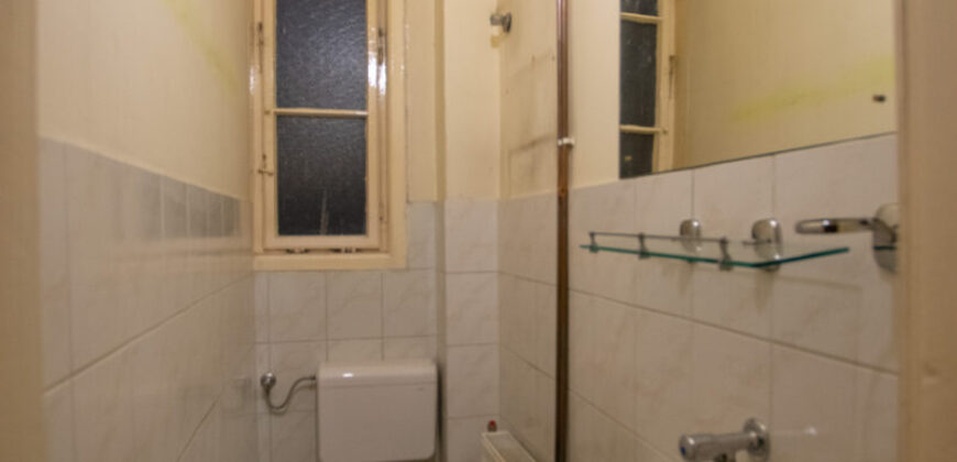 Budapest Visegrádi utcában eladó egy 105 nm nagyságú felújítandó nagypolgári lakás, liftes társas házban.