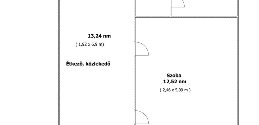 ELADÓ UTCAI BEJÁRATOS, GALÉRIÁS INGATLAN A KARÁCSONY SÁNDOR UTCÁBAN