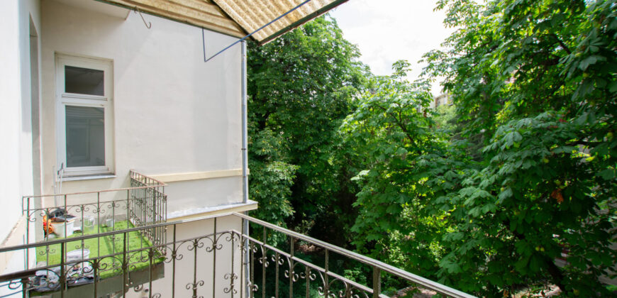 BUDAPEST I. KERÜLET – KRISZTINAVÁROS – ERKÉLYES POLGÁRI LAKÁS ELADÓ A GELLÉRT-HEGY LÁBÁNÁL